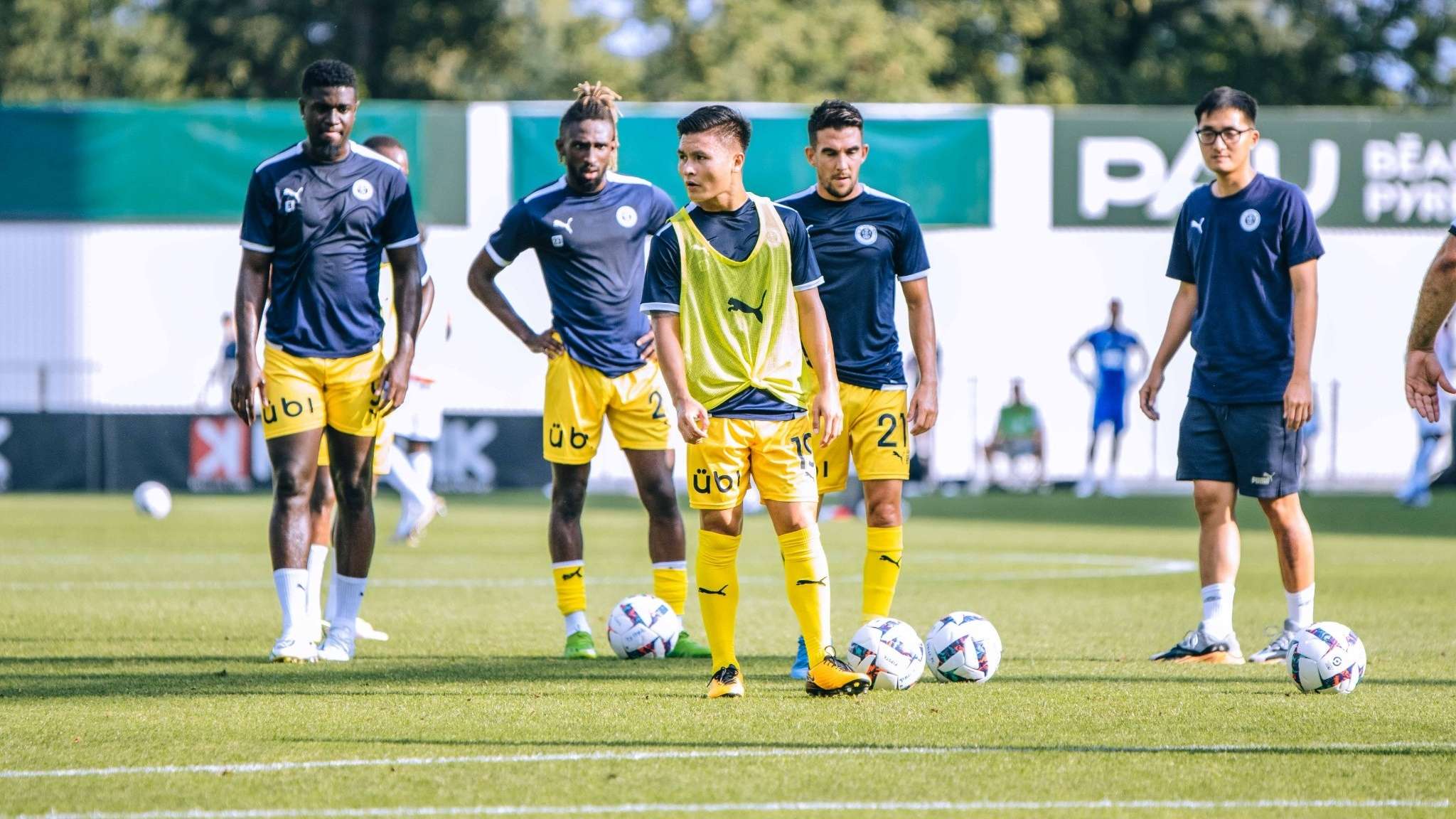 拥有巨大的 拥有巨大的